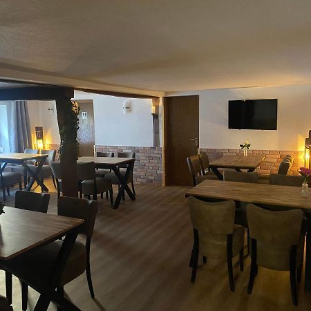 Hotel Unter Den Linden Kierspe Buitenkant foto